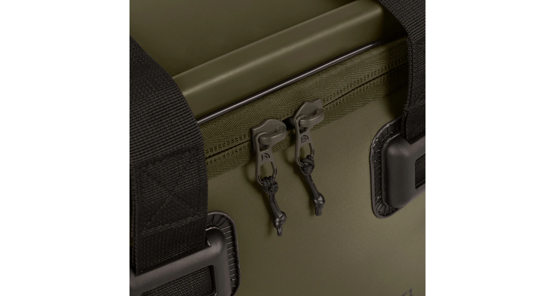 Trakker Voděodolná taška Downpour T1 Carryall XL 55L - Green