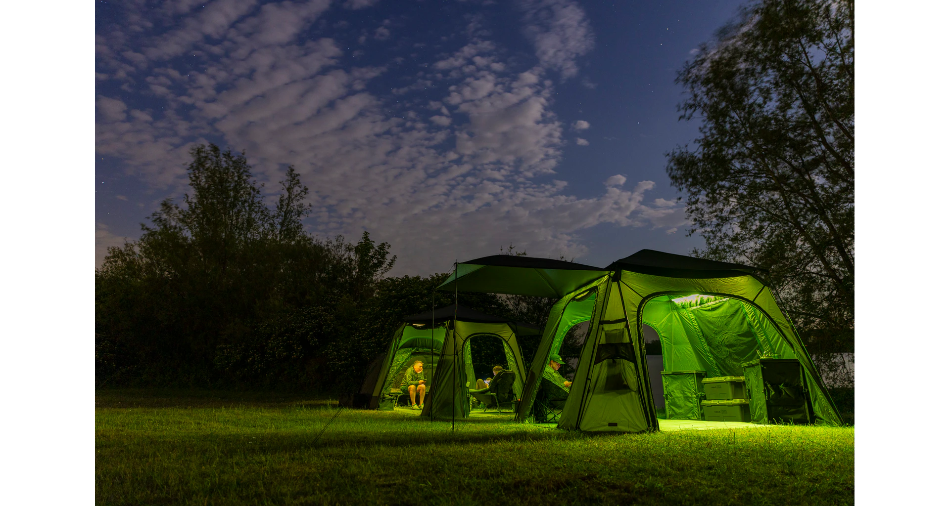 Trakker Gazebo Pro XL Nitelife Vapour Shield
